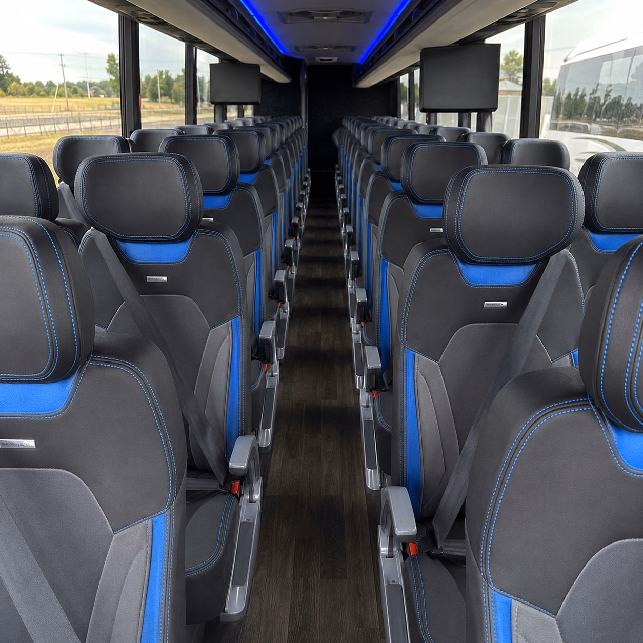 charter buses from pearland wedding venues to houston and back