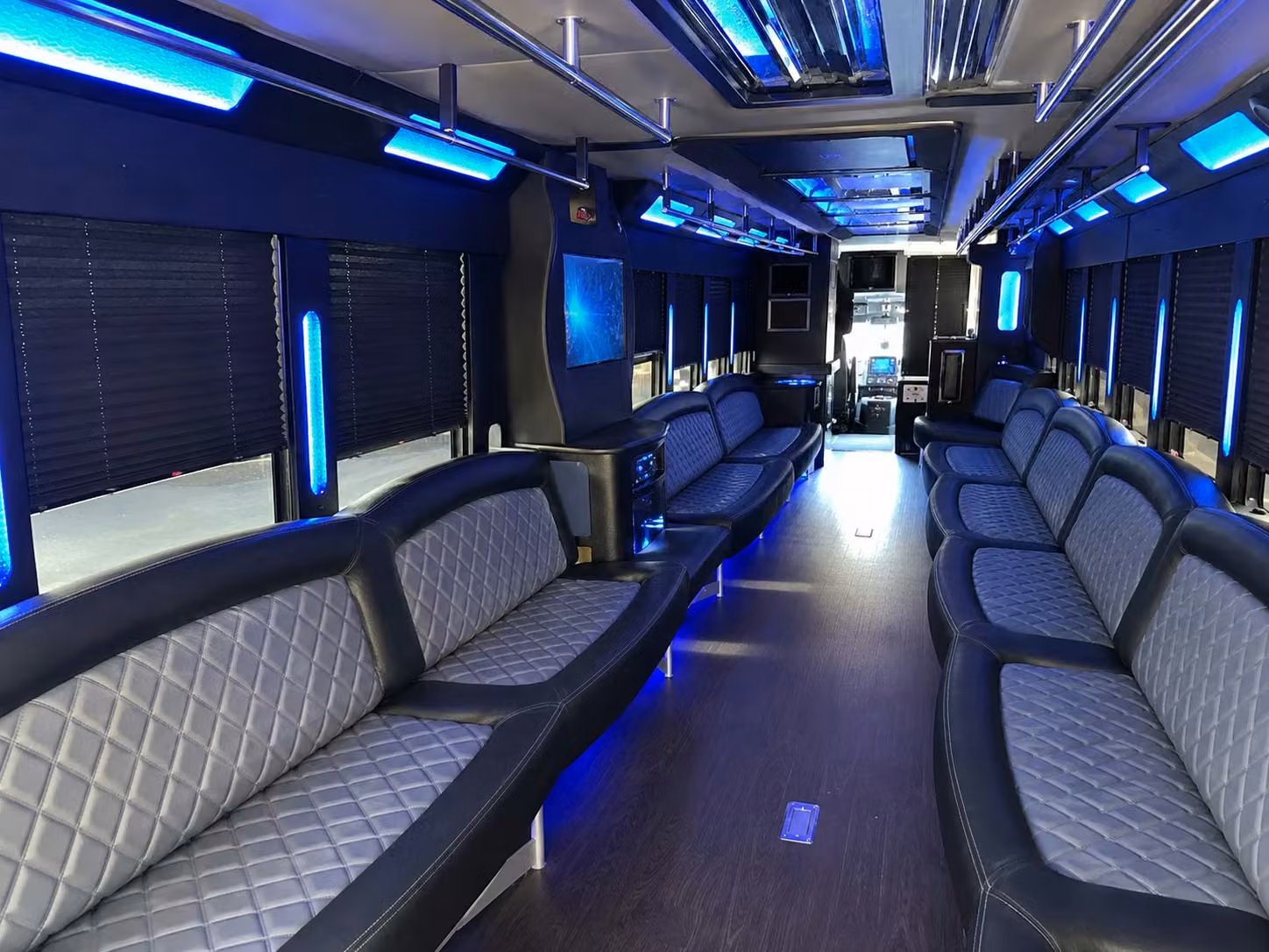 party buses and limo buses for pearland prom night groups