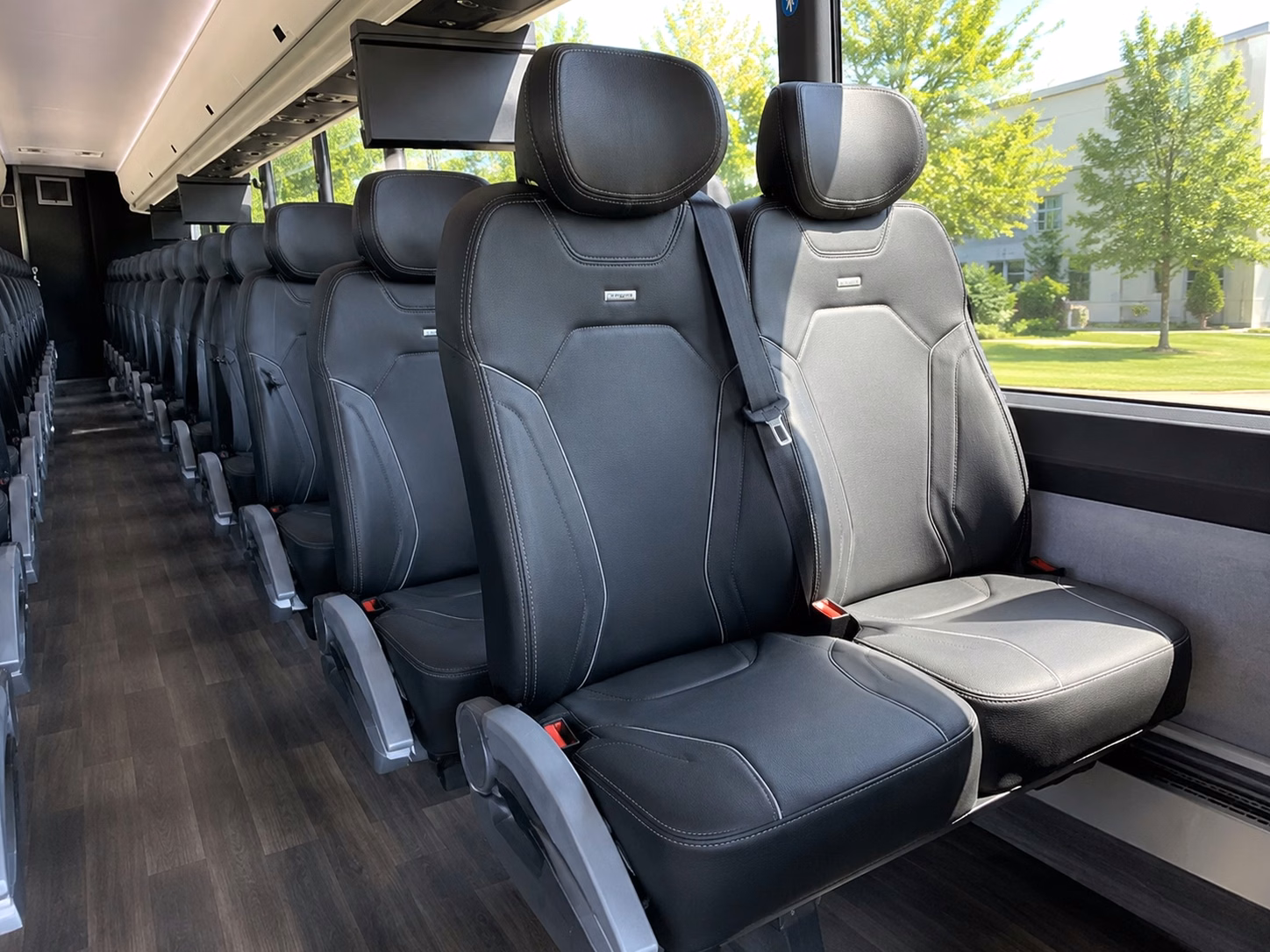 wedding transportation in pearland and all the surrounding areas